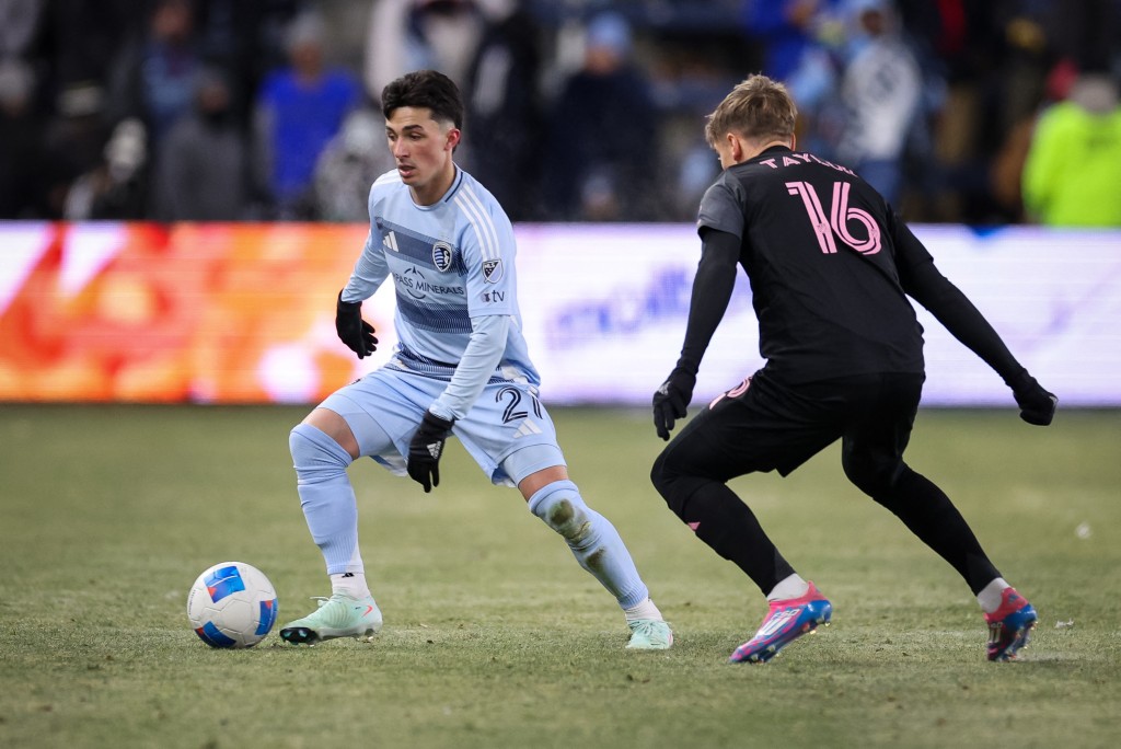 欧冠半场：吉马良斯意外乌龙送分，勒沃库森暂1-0纽卡