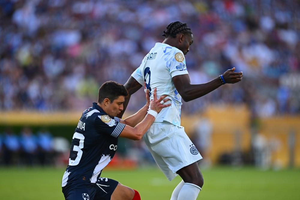 官方：阿根廷国家队补招维拉中场布恩迪亚